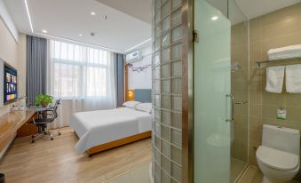 Ruicheng Chain Hotel (Quzhou Longhai Park Branch)