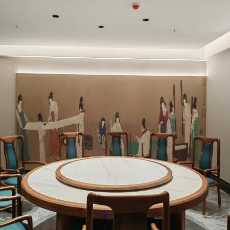 Yuntian Hotel