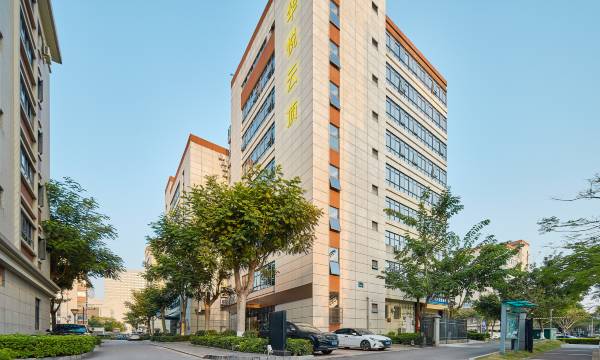 Huayue Genting Hotel (Xiamen North Railway Station)