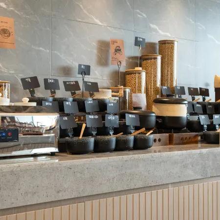 Atour Hotel Jiangshan Chengnan Oriental Plaza Quzhou
