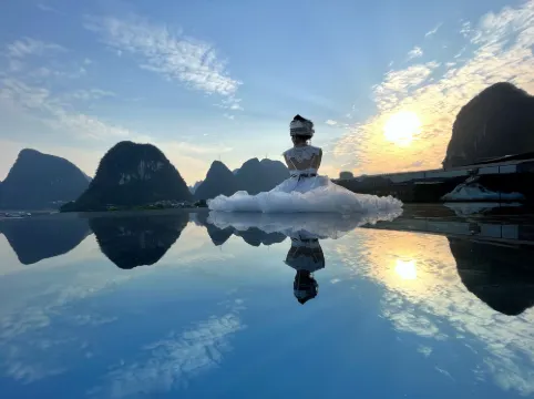 Little Chiang Mai Sky Mirror Store (Yangshuo West Street Longtoushan Wharf Store)