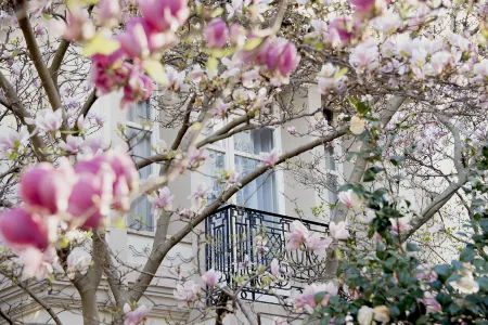 Renaissance Paris Nobel Tour Eiffel Hotel