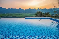 Fengsan Holiday Inn - Uima-altaat