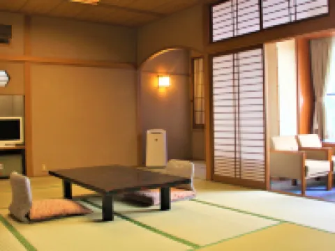 三朝温泉 かがり火の宿 有楽 三朝のホテル