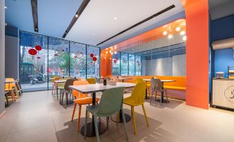 HanTing Hotel (Zigongshi Zhengfu Huidong Road)