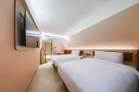 HanTing Hotel (Xi'an Saige Xiaozhai Subway Station) Hotels near ecco