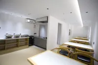 Elong R.YUN Hotel (Hefei Wulimiao Subway Station)