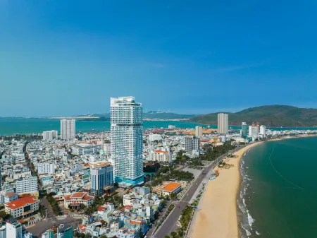 Tms Quy Nhơn - Lee Xinh Отели рядом с достопримечательностью «University Quy Nhon»