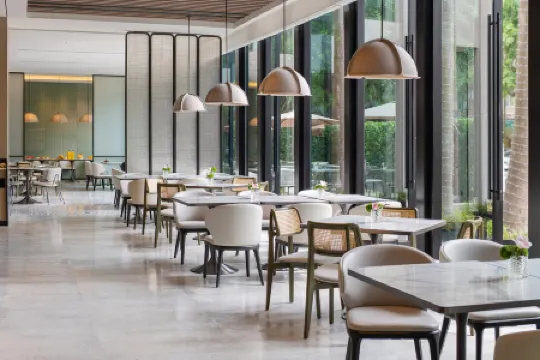 Seaview Gleetour Hotel Shenzhen（Eastwing Building） Отели рядом с достопримечательностью «Tianshan»