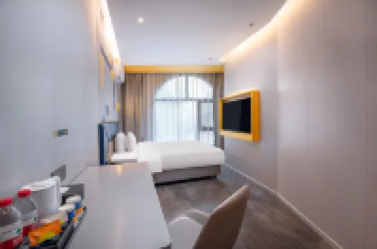 7Days Inn Hotel (Chongzuo Daxin Detian Square)