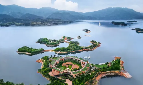 Karen·Qiandao Lake Hotel (Yacht Sailing Island Manor)