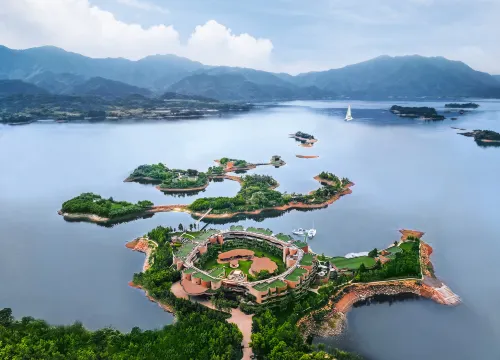 可人·千島湖ホテル（ヨット帆船島嶼マナーハウス） - インフィニティプール