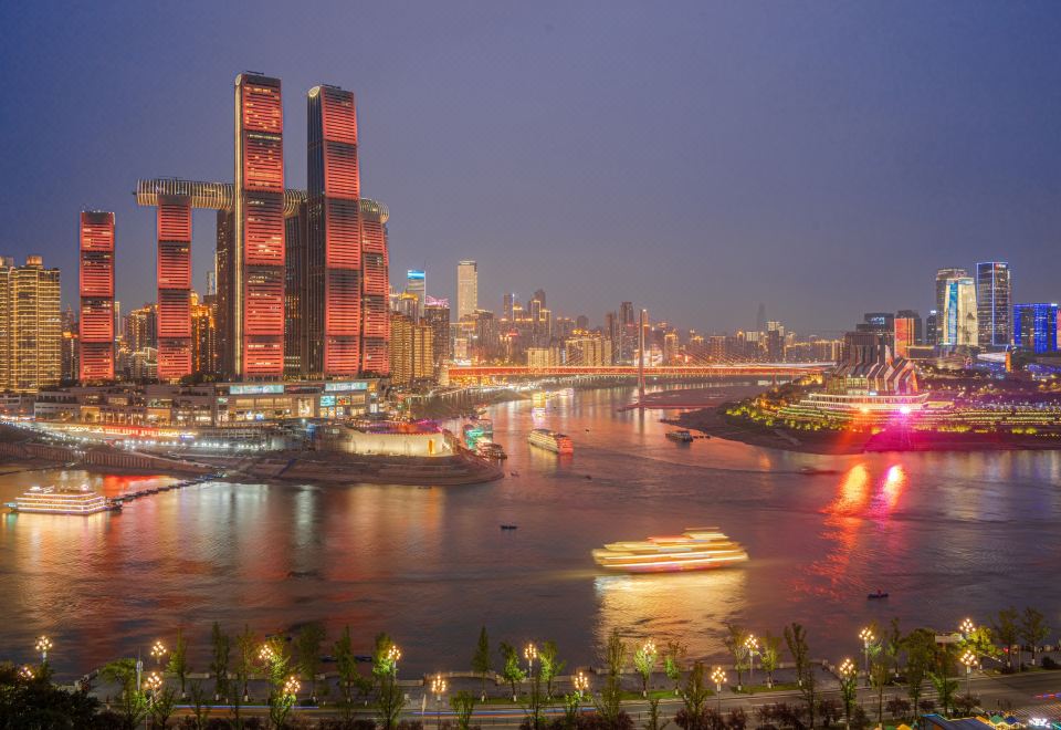 충칭 얀위 호텔 근처 거리 전경