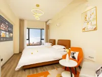 Luchen INS Cinema Hotel (Taohuatan) Hotels near Baqiao