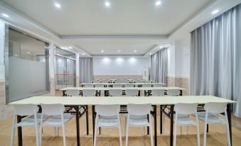 Homeinn · neo (Zhuji Hailiang Experimental Middle School Chengbei Road)