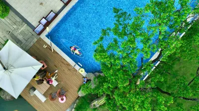 Moye Banshan Duyin Zhuli Minsu Hotels near Pipacao Waterfall Scenic Area
