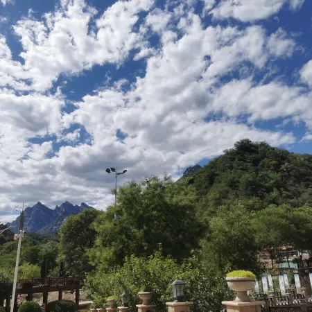Lingshou Wuyue Valley Mountain View Residence Accommodation