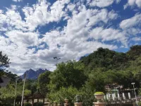 Lingshou Wuyue Valley Mountain View Residence Accommodation Hotel in zona Lingshoushui Spring Scenic Spot