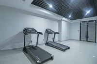 Barton Hotel（Mount Jiuhua Airport） - نادي رياضي