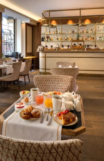 Rochester Champs Elysees Paris