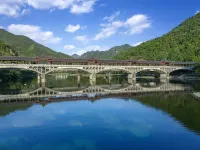 Bighorn Mountain Heart Valley Homestay Hotels near Huyuan Bridge