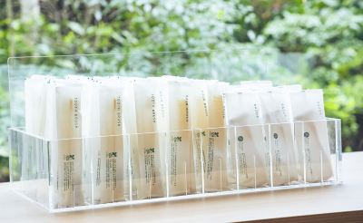 フロントデスク 千里阪急ホテルの写真