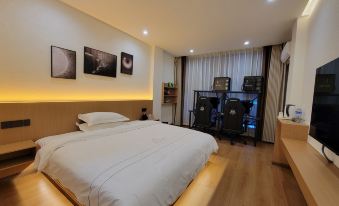 Fuyuan South Asian style e-sports hotel