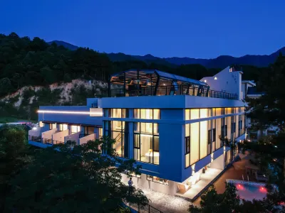 Mingdu HuaKaiBanduo Hotel Hotels in Huoshan