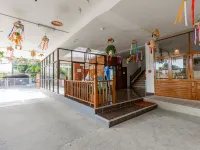Budget Stars Hotel Chiang Mai Hotels near Former Residence of Teresa Teng