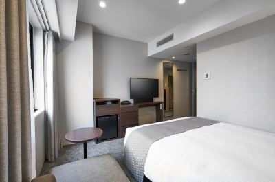 スタンダードダブルルーム(禁煙) ダイワロイネットホテル札幌中島公園の写真