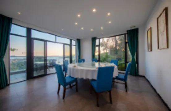 Floral Hotel·Taizhou Shiguang Hotel (Shangda Chendao Branch)