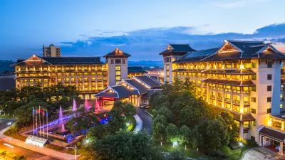 Tiancheng International Hotel فنادق في تياندونغ