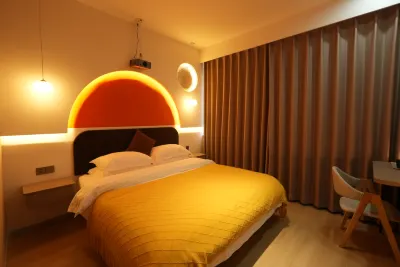 Pusu Unmanned Smart Hotel (Hulunbuir Ancient City Pedestrian Street) Các khách sạn ở Hô Luân Bối Nhĩ