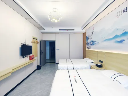 Lushan Xianghe Mountain (Former Residence Scenic Area) Отели рядом с достопримечательностью «Mao Zedong Bronze Statue»