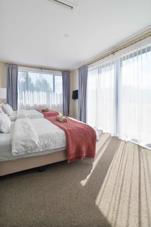 Alpaca Manor Отели в г. Орева