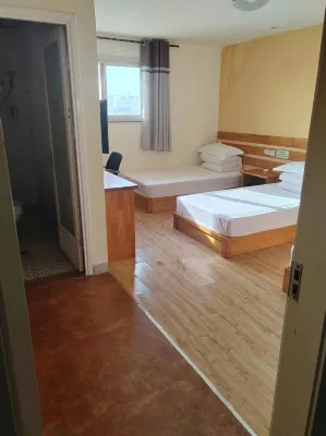 Yidu Hotel - 2-Star