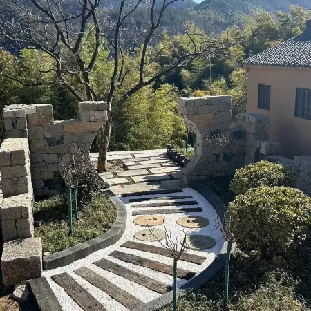 Xinchang Shiyin Homestay