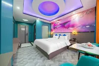Puning micro love light apartment