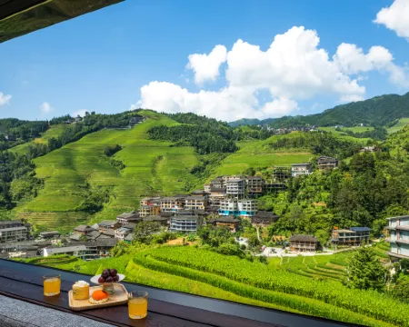 โรงแรมแอนแลนด์ โรงแรมในหลงเซิง