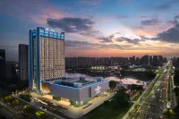 Crowne Plaza Kunshan East Hotels near Kunshan Gymnasium