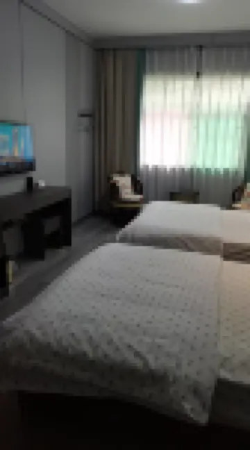 Honghu Huaqingchi Jingchen Hotel