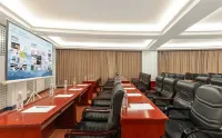 "Moshang Elegant Hotel (Wuhai Haibowan District Government Branch - 4-Star