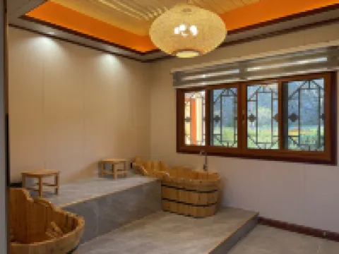 DONGXIANG LN DONGFANG HOTEL Hotels in Congjiang