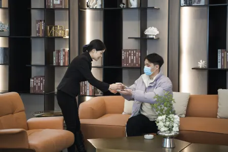 Molin Jinshang Hotel (Yongxing People's Park No.2 Middle School) Отели рядом с достопримечательностью «Yongxing Times Square»