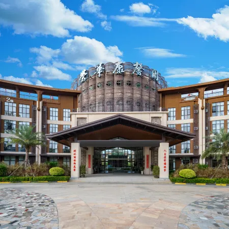 Ronghua · Kangxin Garden (Lingshui People's Hospital Beiwen Road Store)