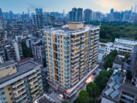 Junfu Meiju  (Guangzhou Jiangnanxi Changgang Metro Station Branch) Hotels near Loft 345