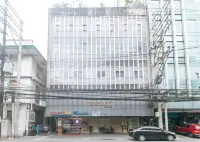 RedDoorz @ Comfy Inn Ermita Manila Các khách sạn ở Manila