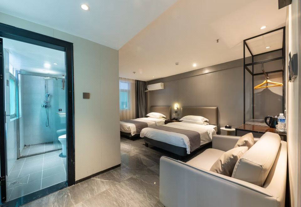 화이 호텔 위치