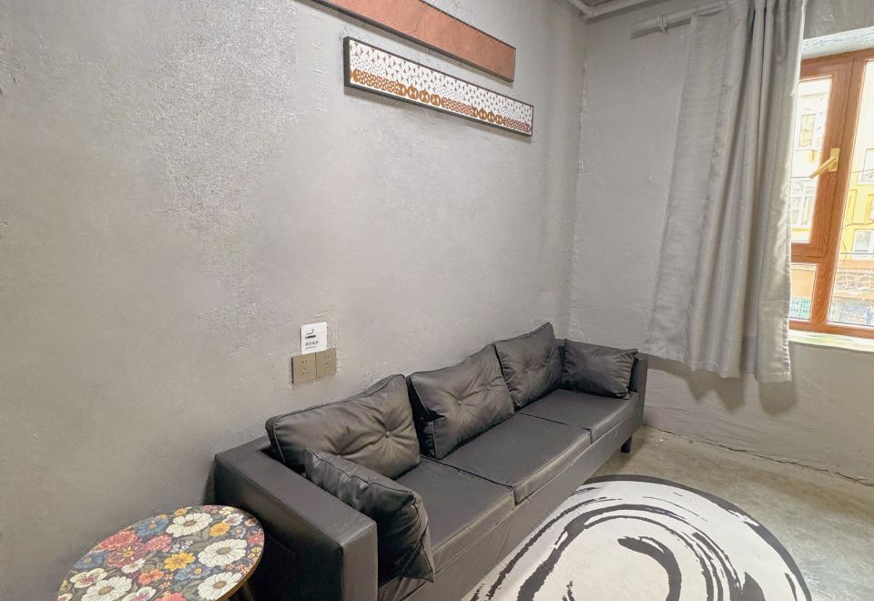 Angu Hostel 외관