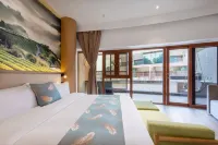 Yunjing lnternational Garden Hotel - Balkoner